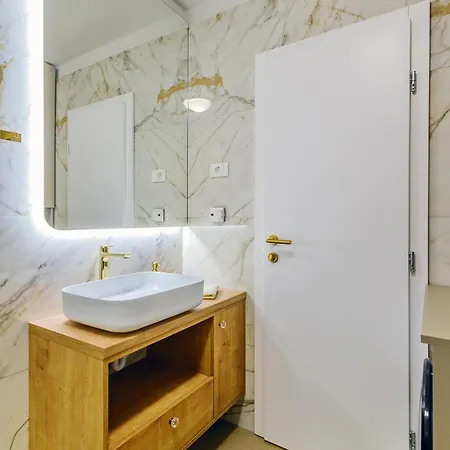 Stylish - Near Bridge 公寓 扎达尔