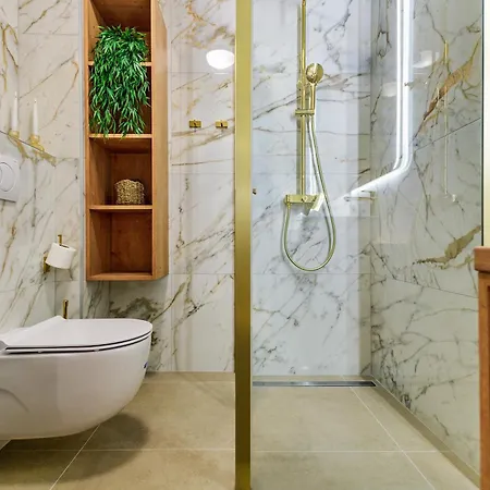 Stylish - Near Bridge 扎达尔